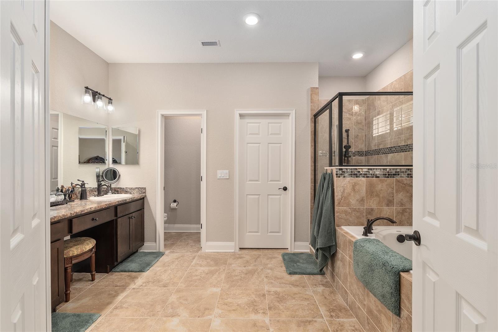 Image 30 of 51 For 5549 112th Street