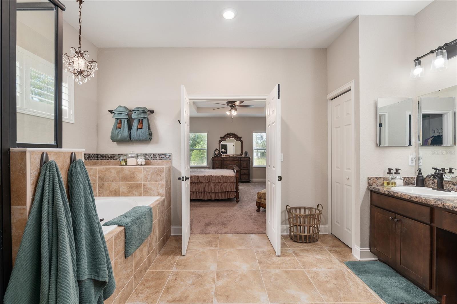 Image 33 of 51 For 5549 112th Street