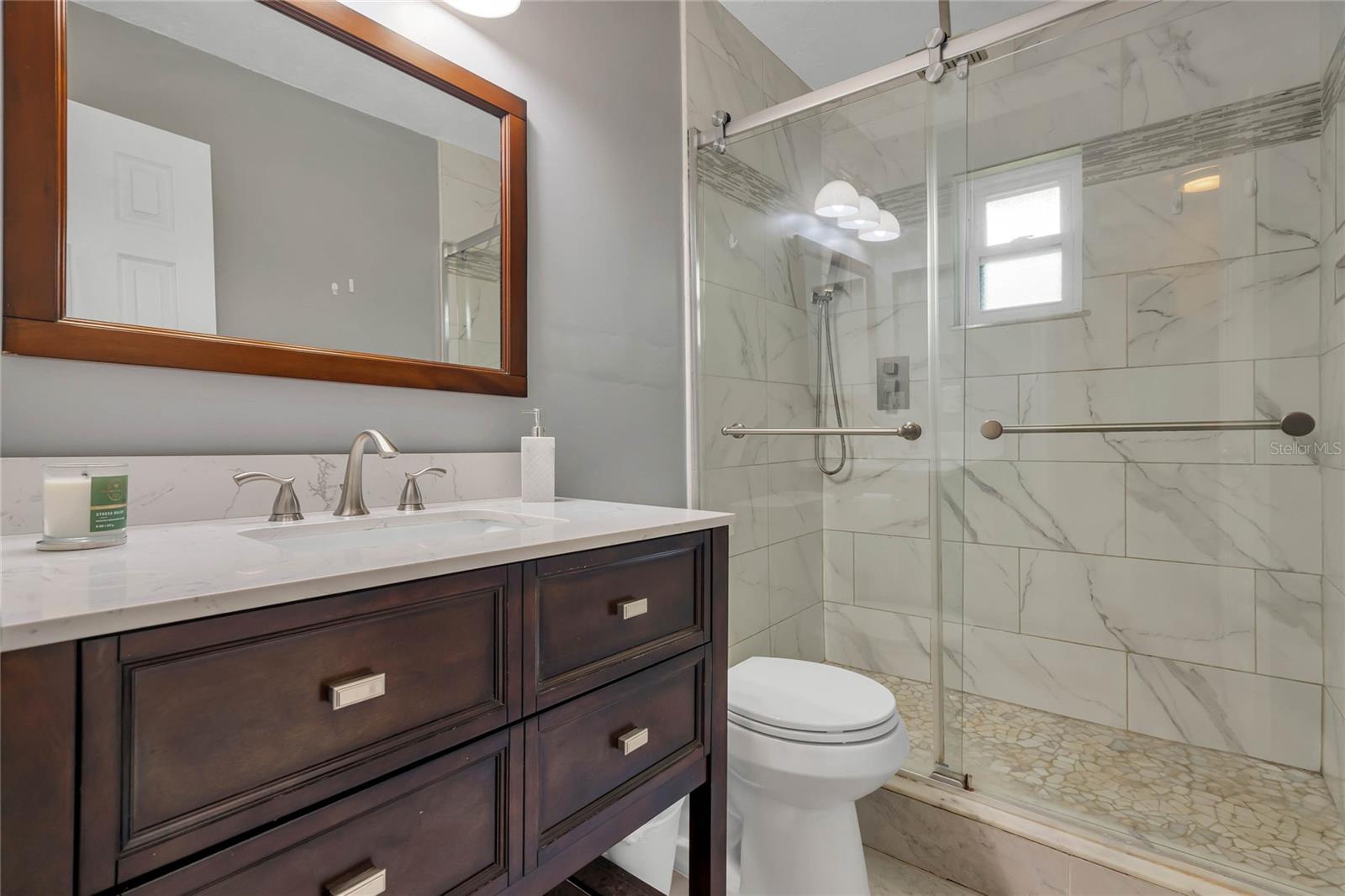 Image 16 of 29 For 701 Castlewood Drive