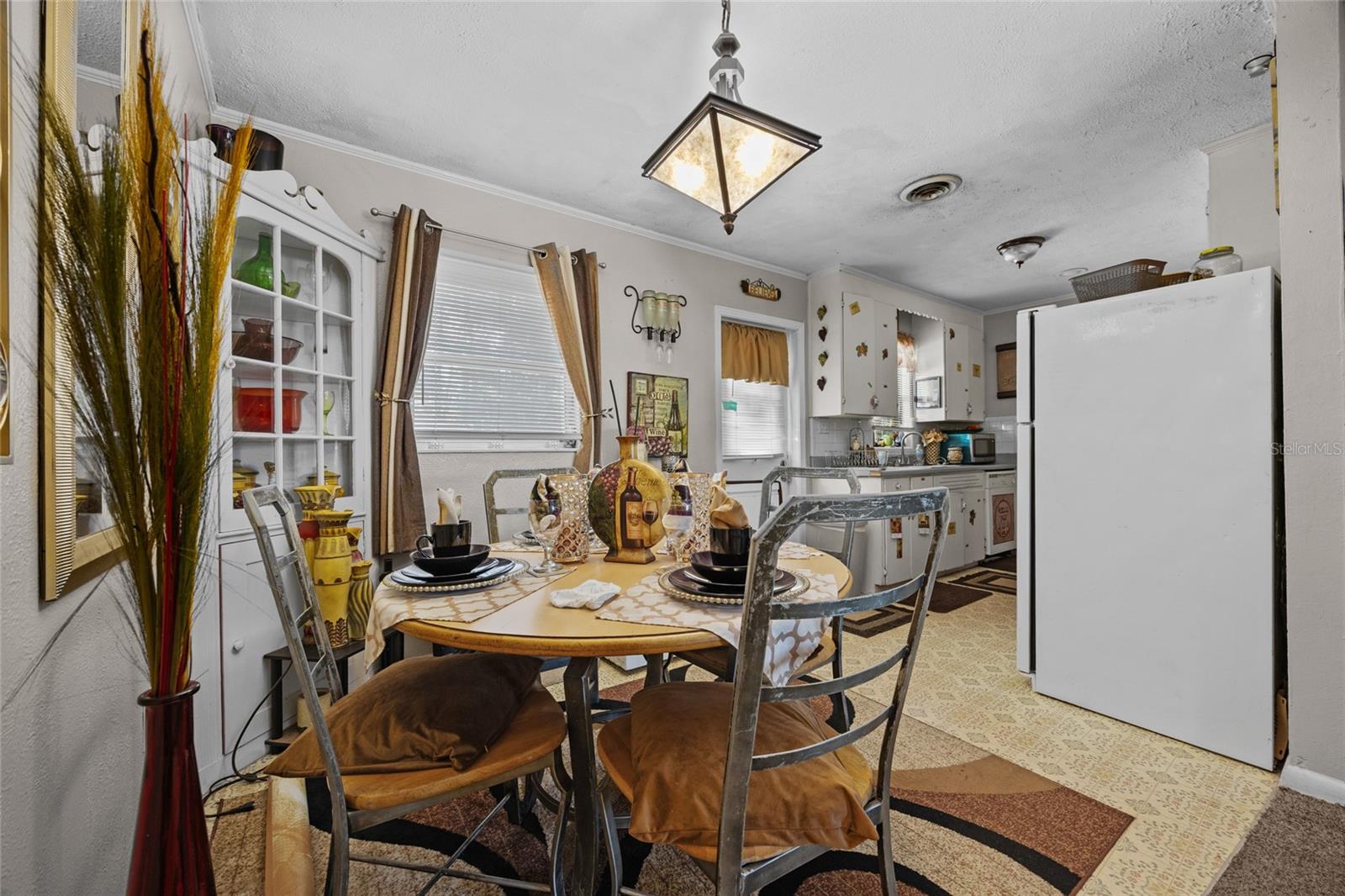 Image 7 of 19 For 1366 Baya Drive