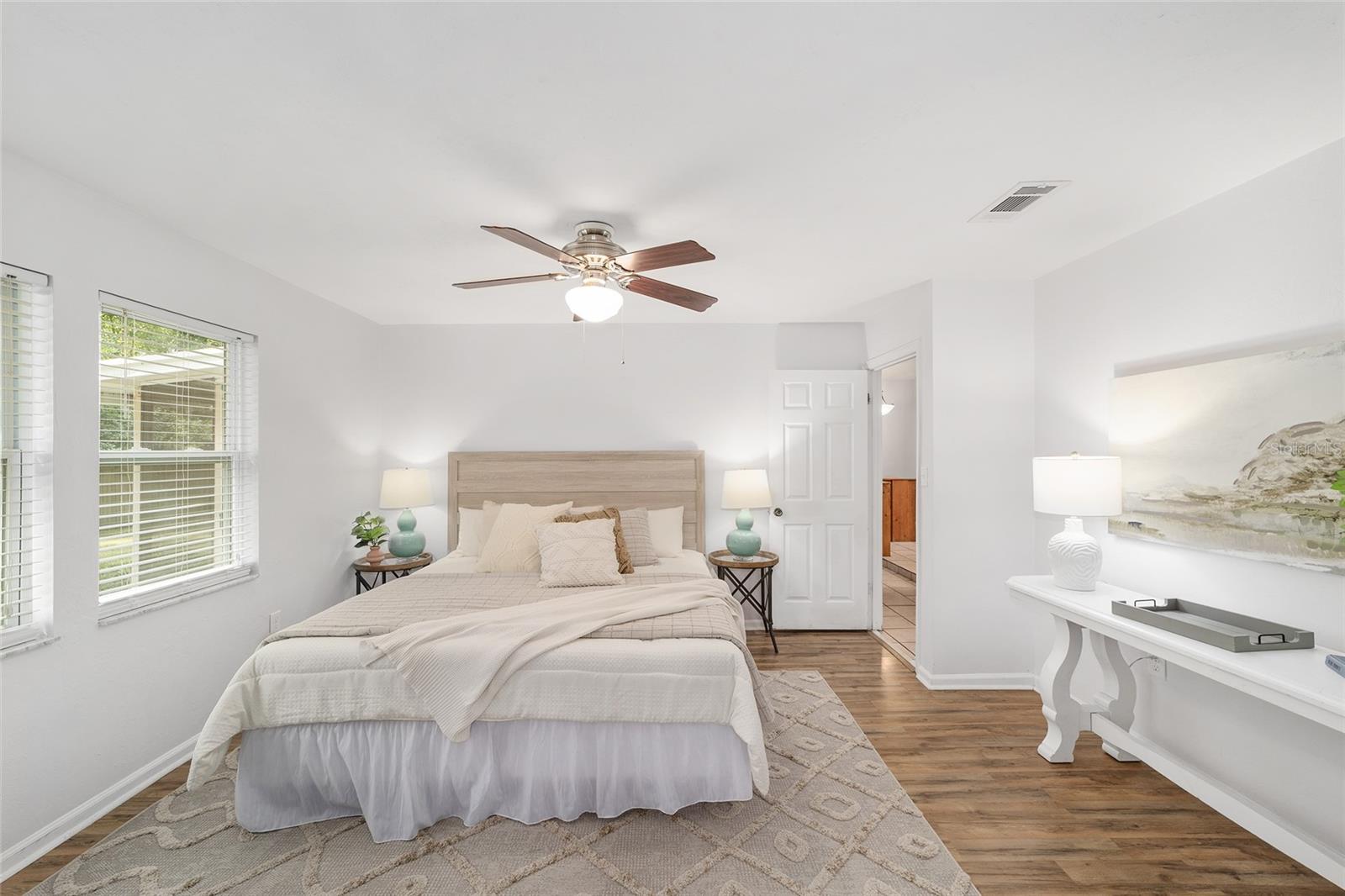 Image 18 of 52 For 5311 54th Court