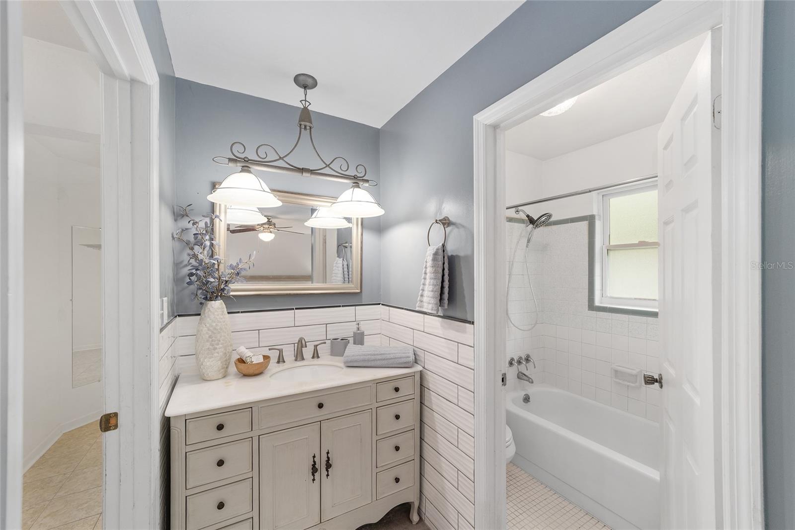 Image 20 of 52 For 5311 54th Court