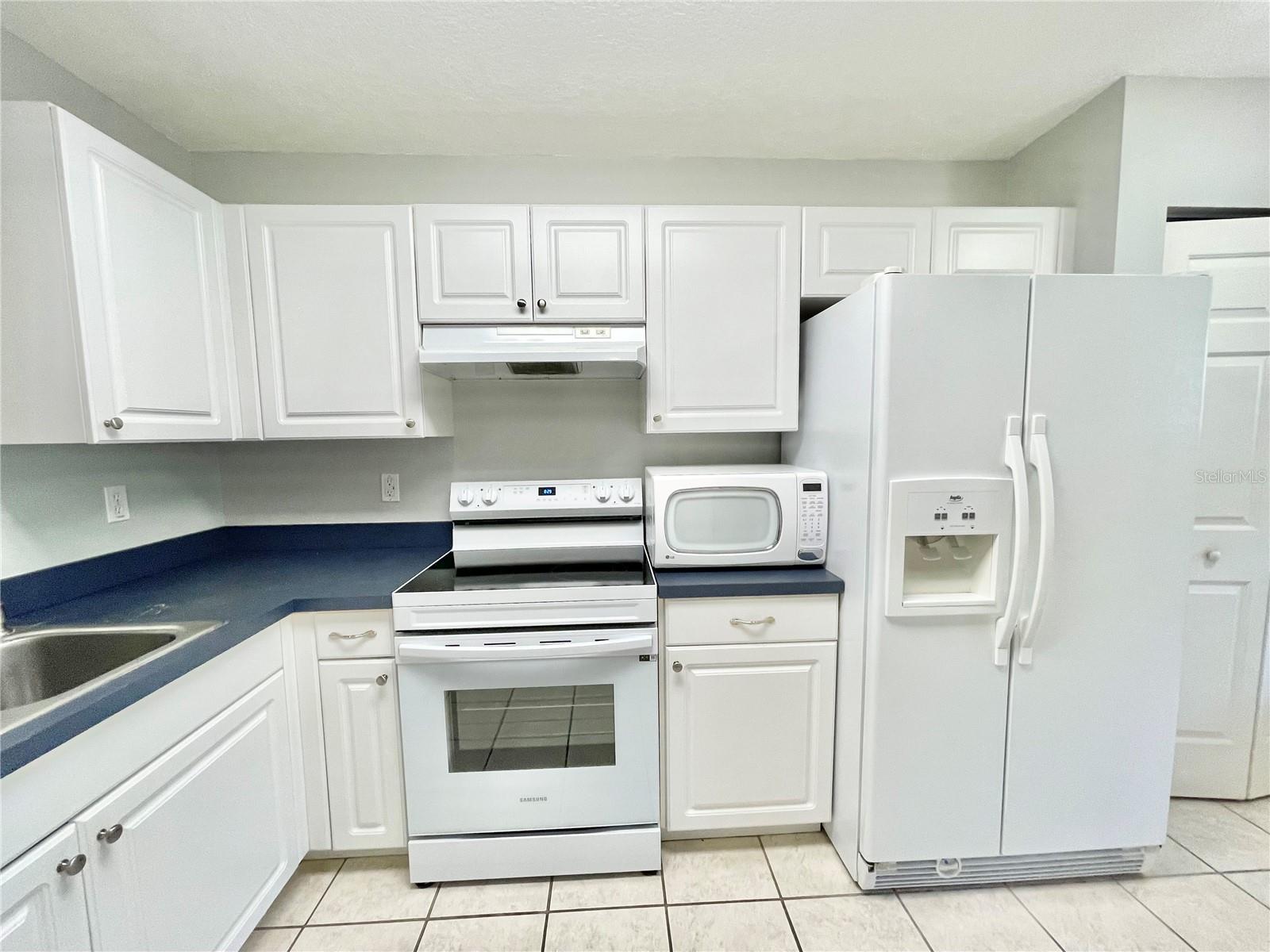 Image 3 of 28 For 2348 42nd Drive 151