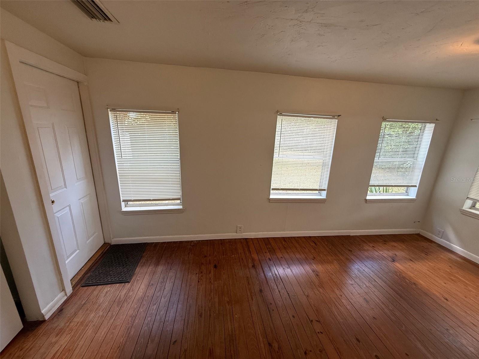 Image 17 of 20 For 510 15th Avenue