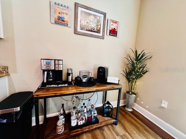 Image 15 of 53 For 9990 114th Street