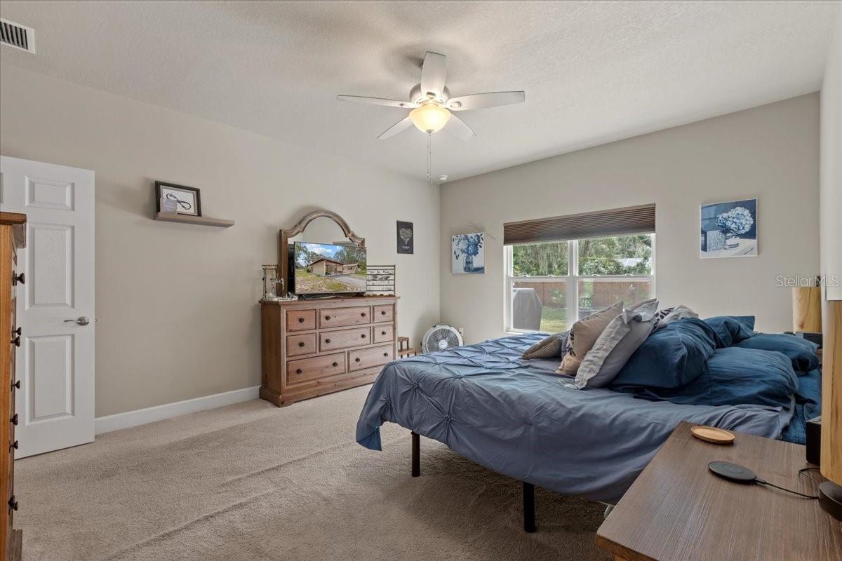 Image 19 of 53 For 9990 114th Street
