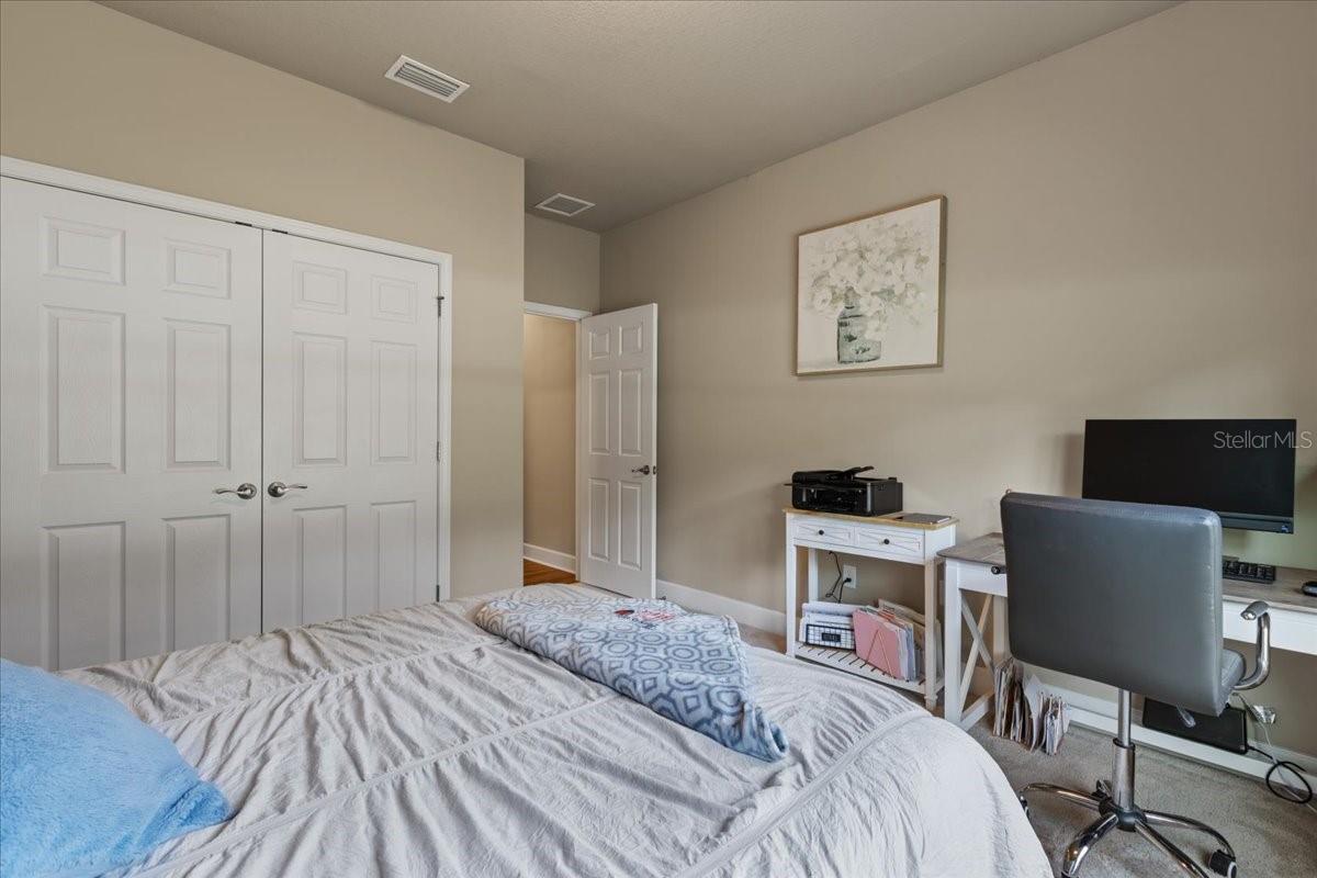 Image 27 of 53 For 9990 114th Street