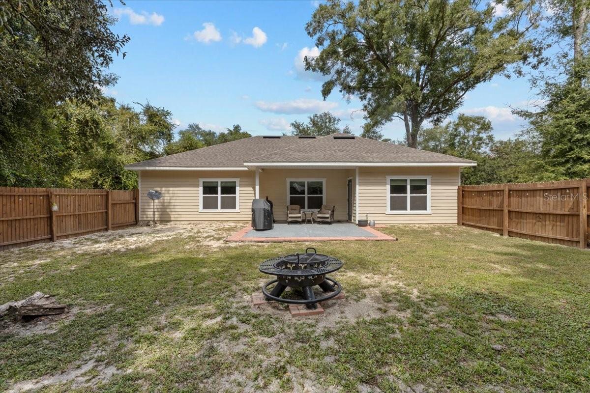Image 40 of 53 For 9990 114th Street