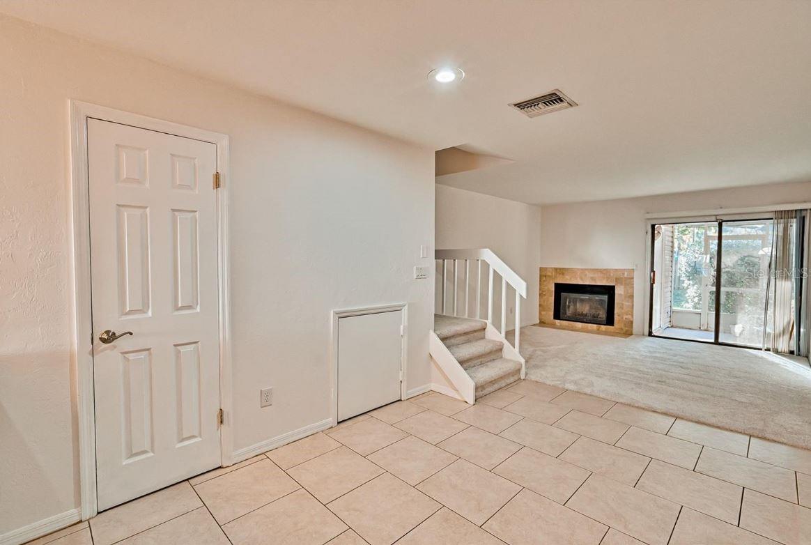 Image 6 of 24 For 6137 8th Lane 6137