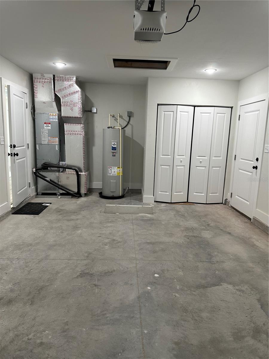 Image 14 of 14 For 2014 University Avenue