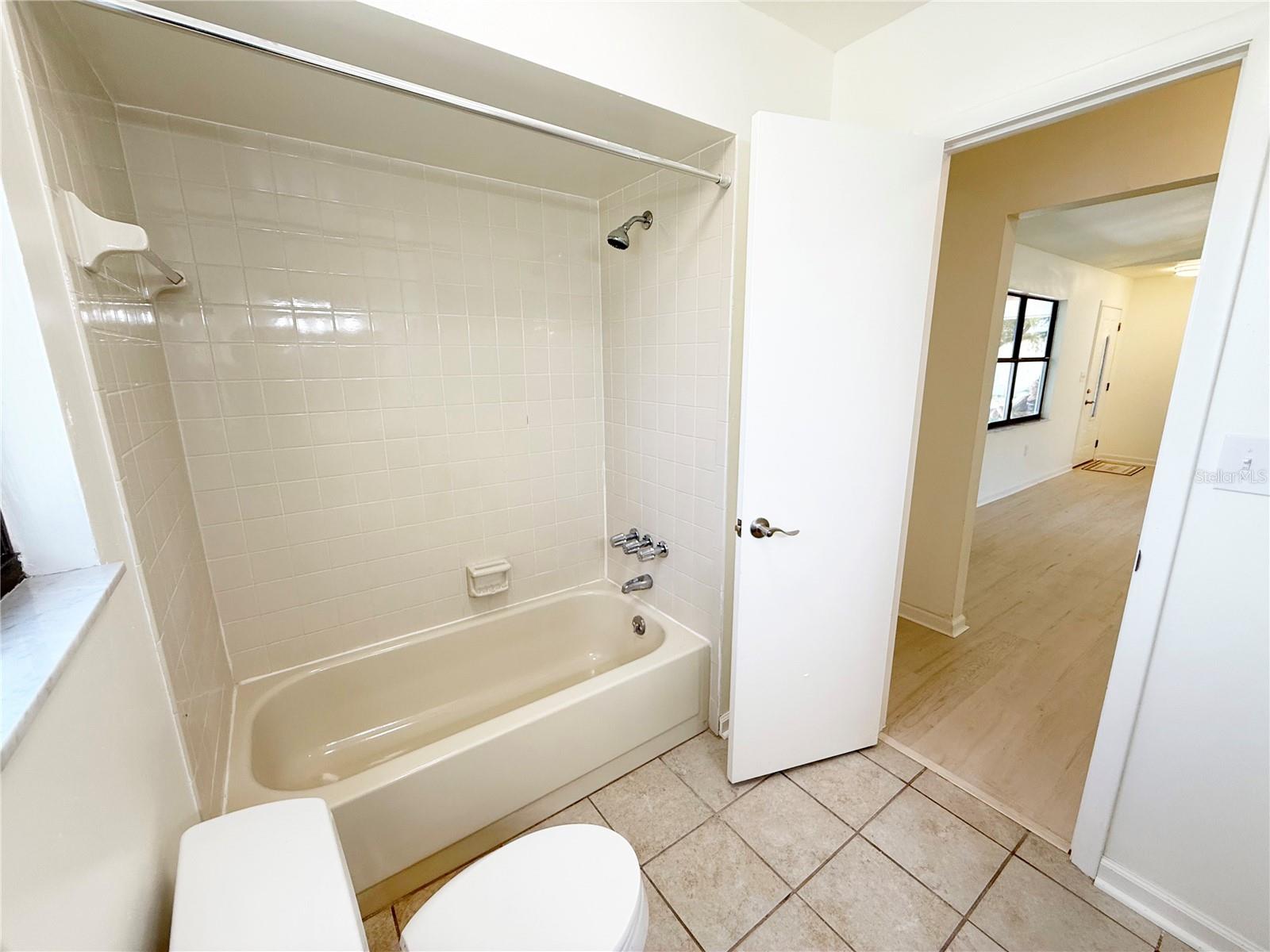 Image 29 of 49 For 207 Warbler Road