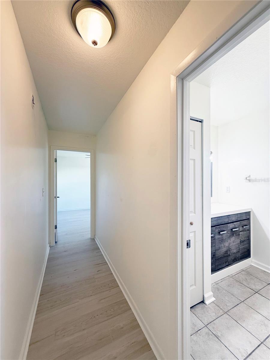 Image 30 of 49 For 207 Warbler Road