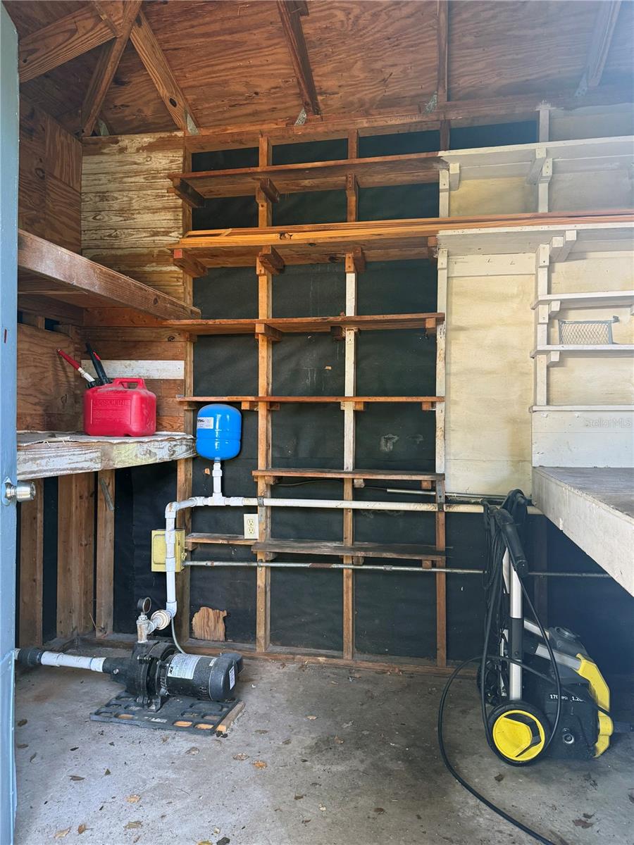 Image 48 of 49 For 207 Warbler Road