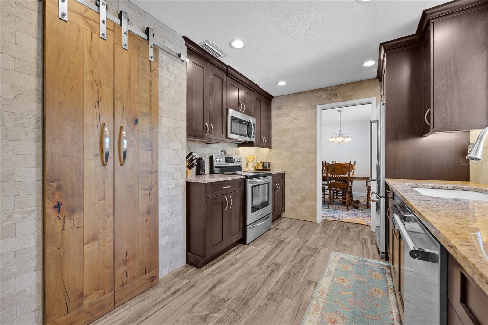 Image 9 of 41 For 4400 17th Place