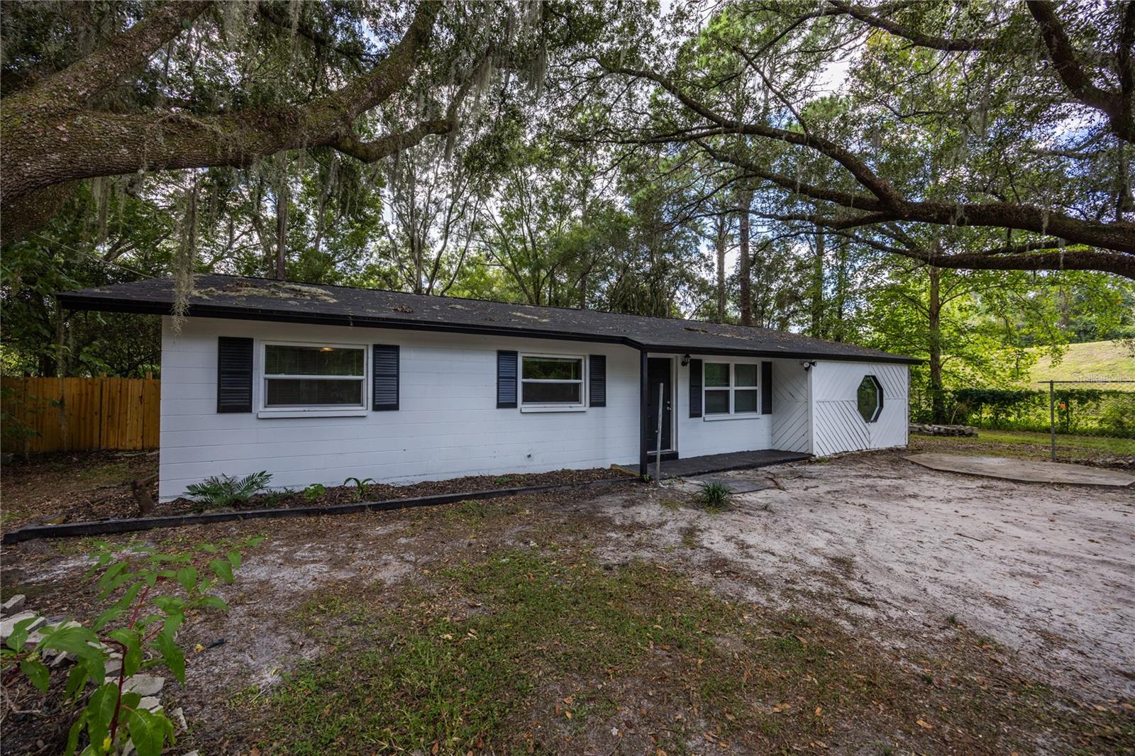 Image 3 of 37 For 14637 145th Avenue
