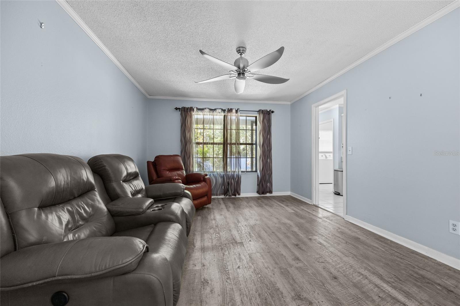Image 6 of 33 For 162 Palmetto Boulevard