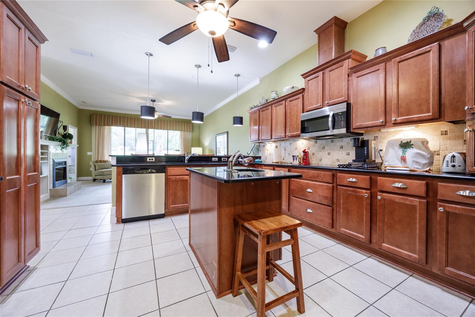 Image 19 of 48 For 6490 109th Place