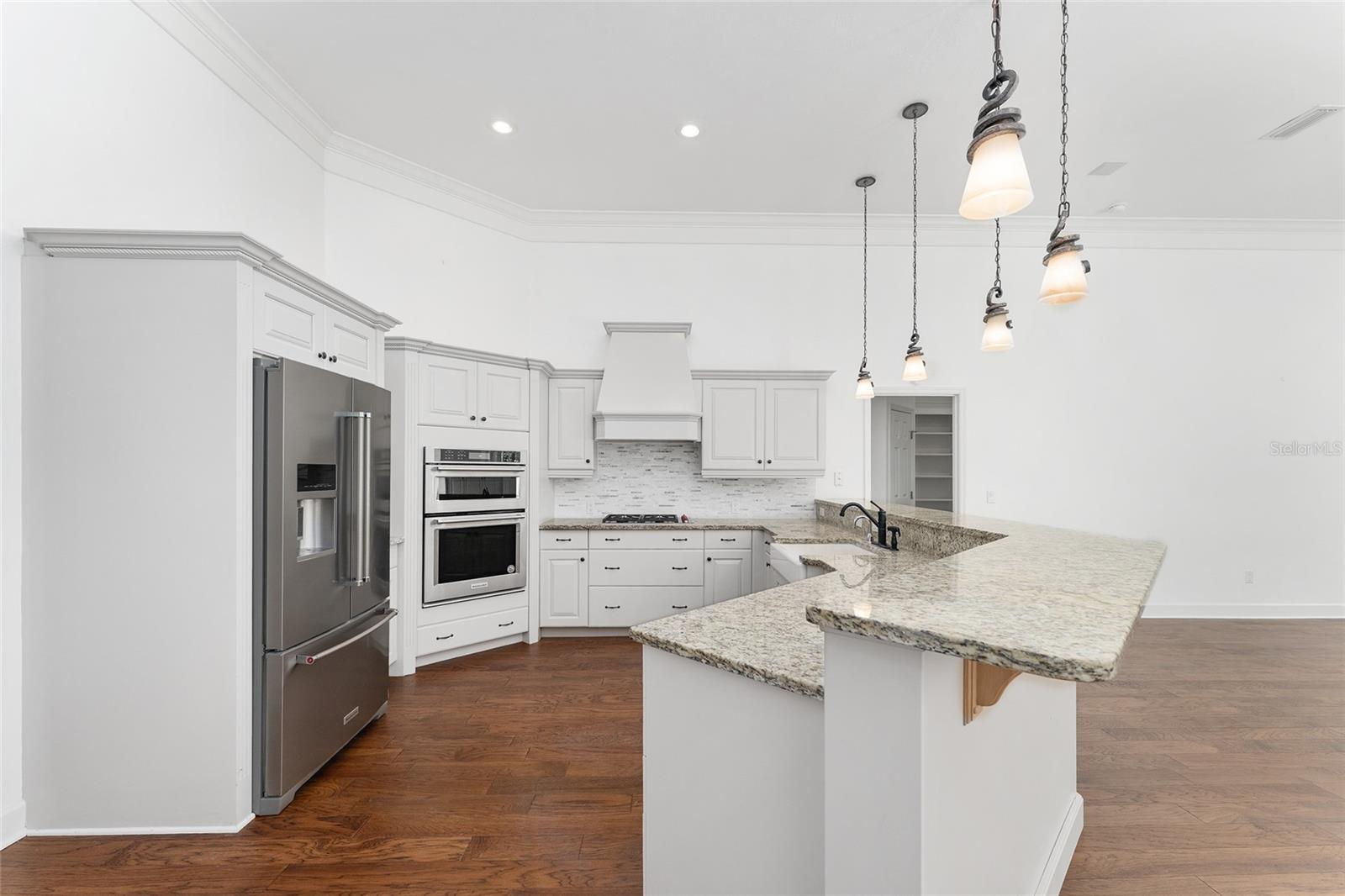 Image 14 of 46 For 3727 92 Drive