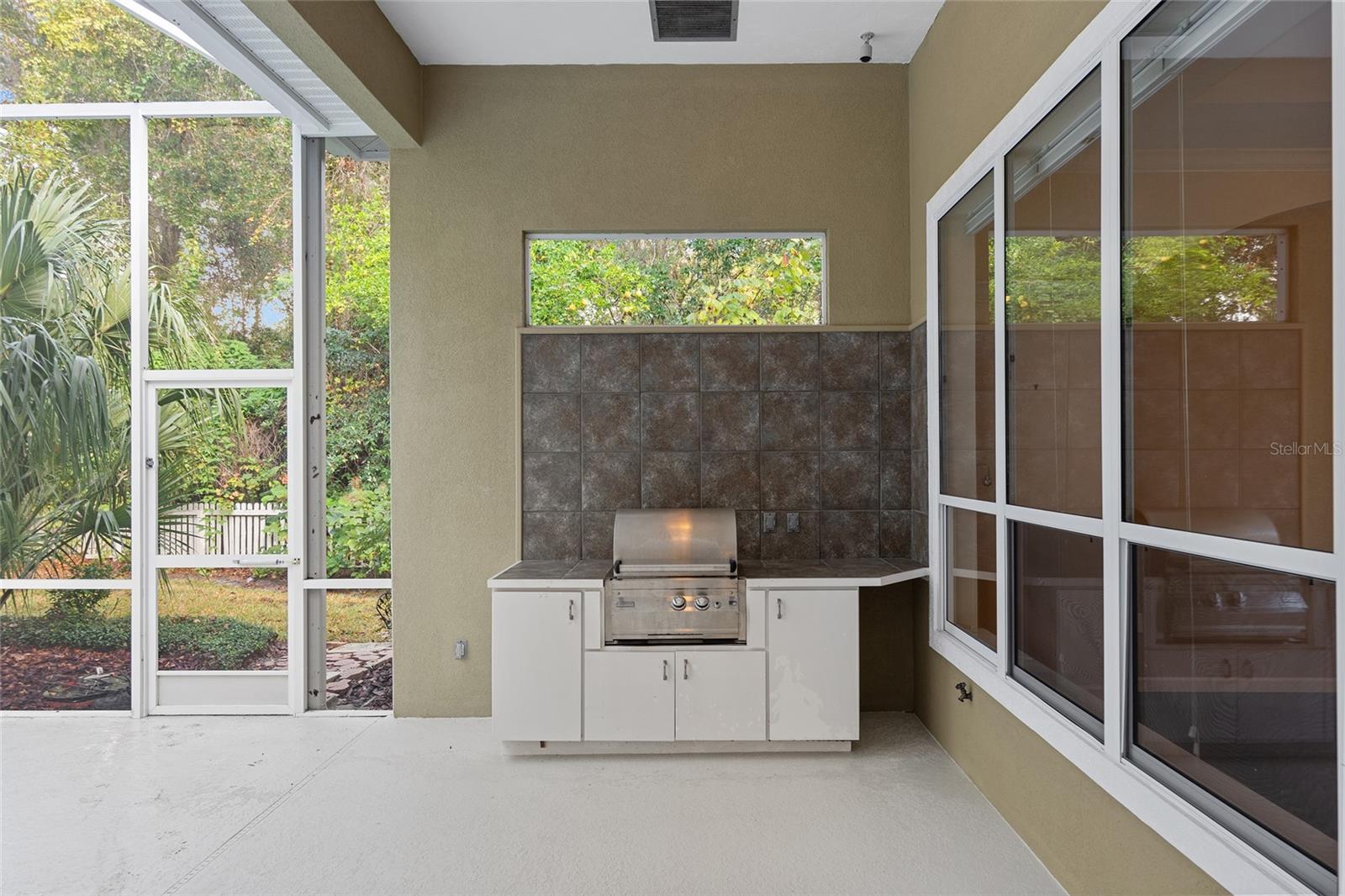 Image 39 of 46 For 3727 92 Drive