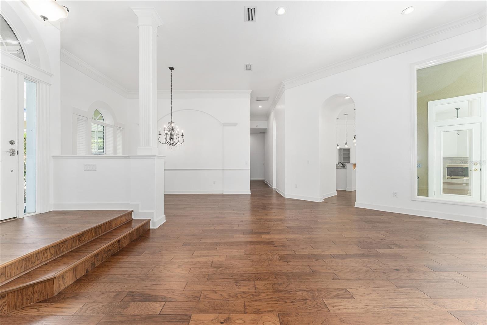 Image 5 of 46 For 3727 92 Drive