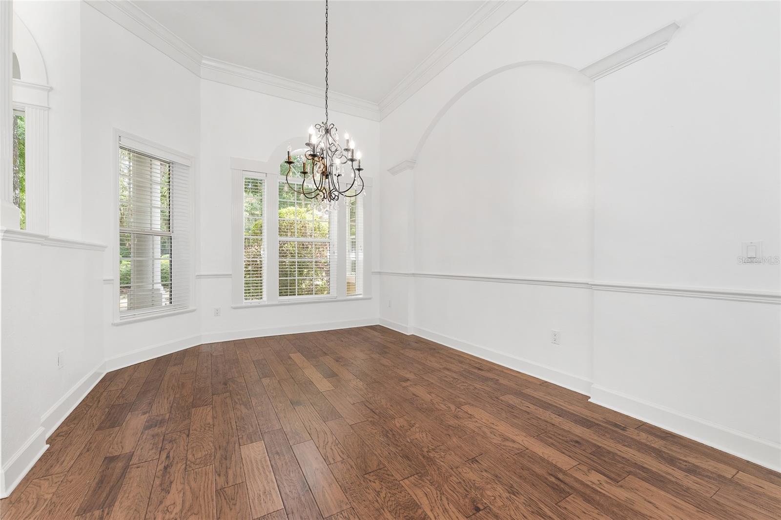 Image 8 of 46 For 3727 92 Drive