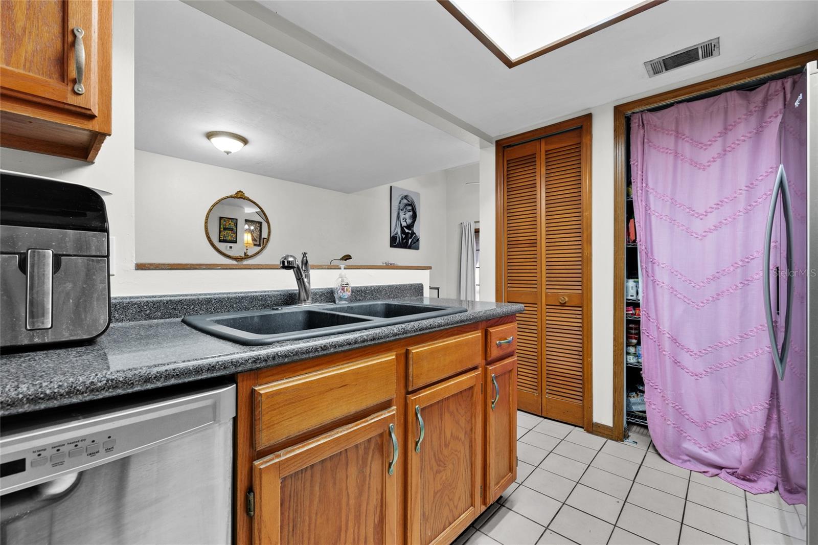 Image 15 of 24 For 900 62nd Boulevard L79
