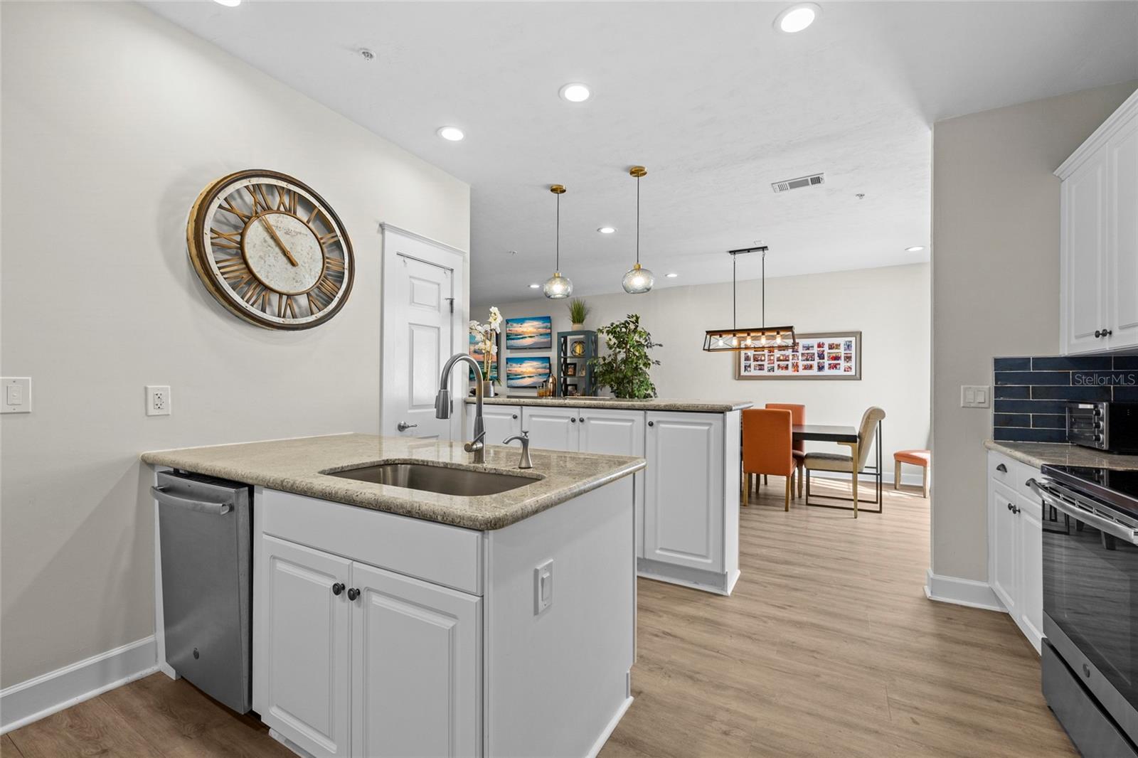 Image 12 of 30 For 127 3rd Street N-a
