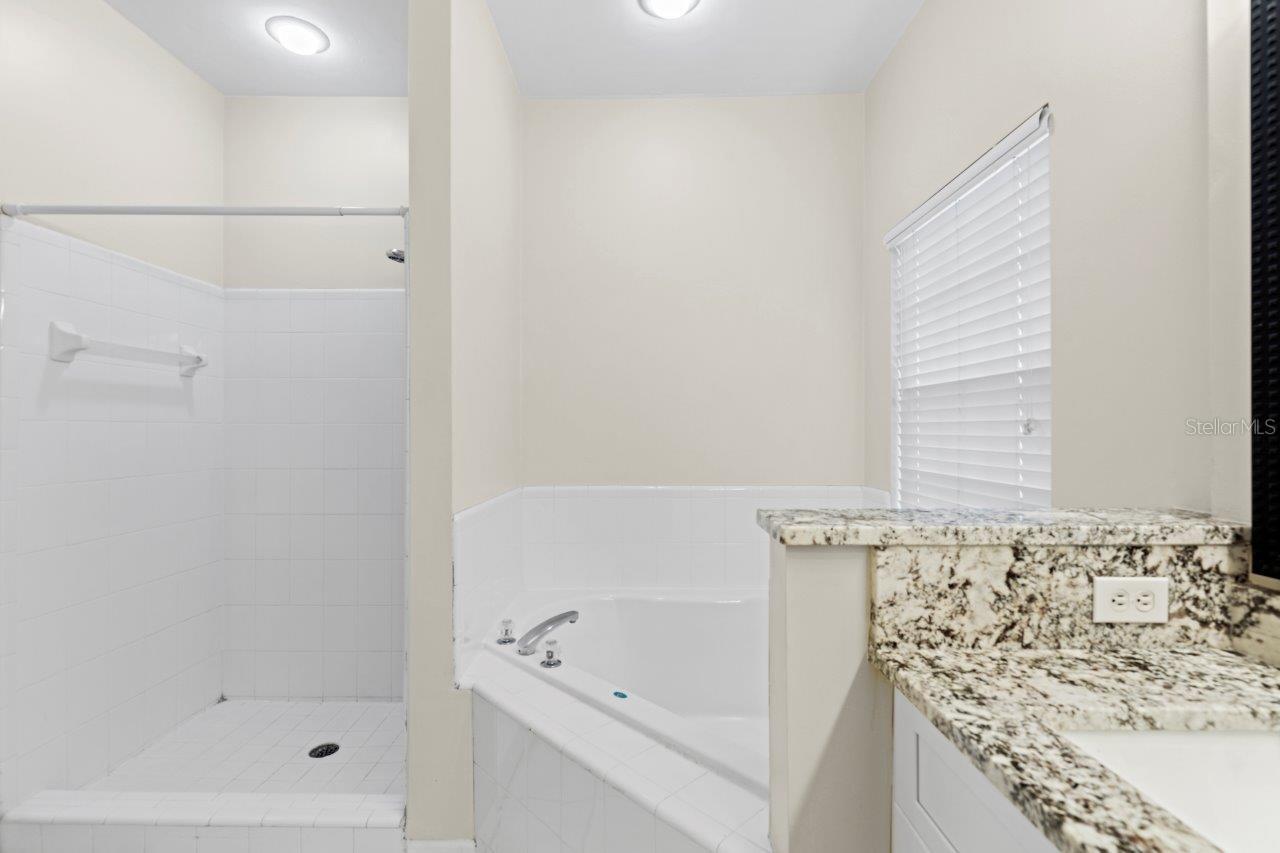 Image 14 of 32 For 4437 36th Street