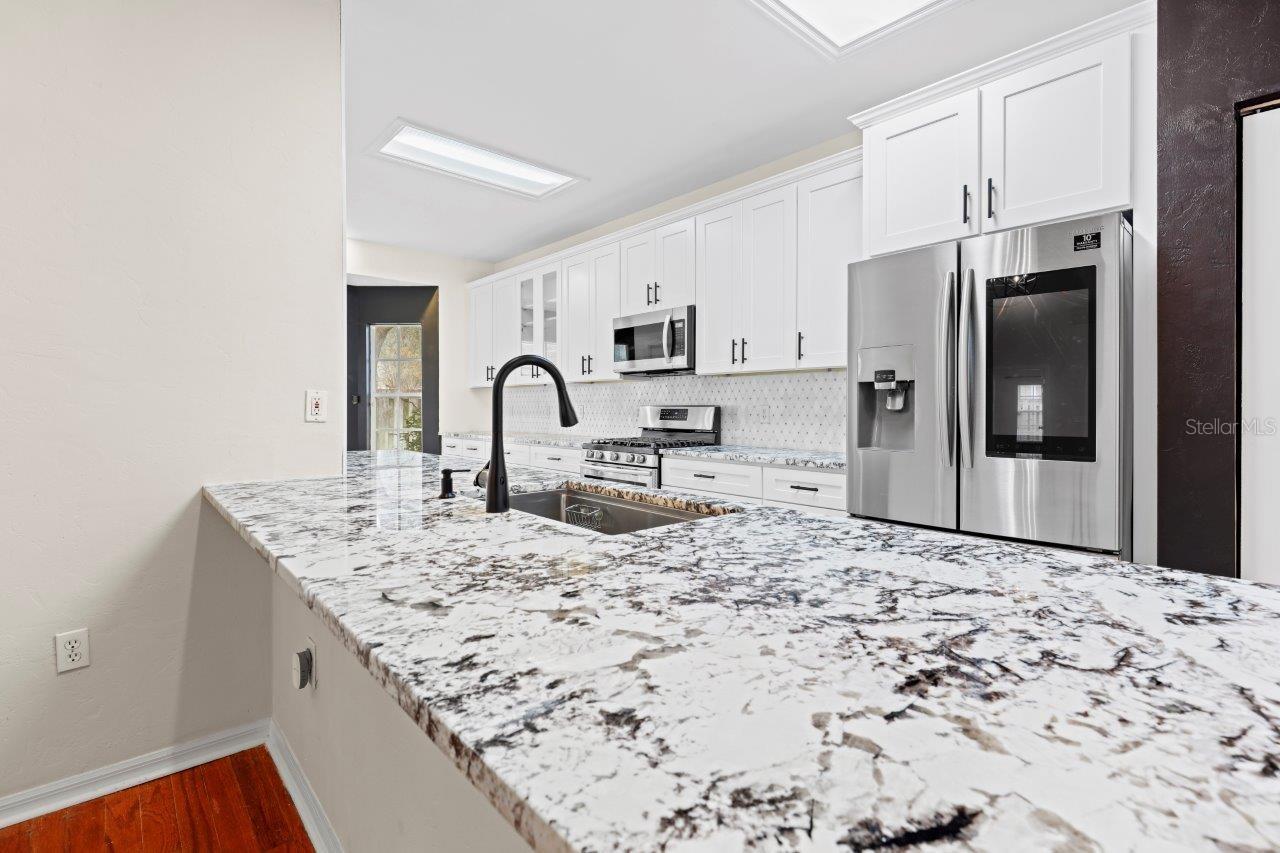 Image 6 of 32 For 4437 36th Street
