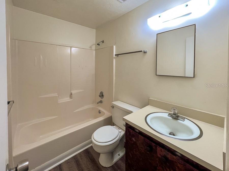 Image 16 of 22 For 5620 23rd Terrace 7