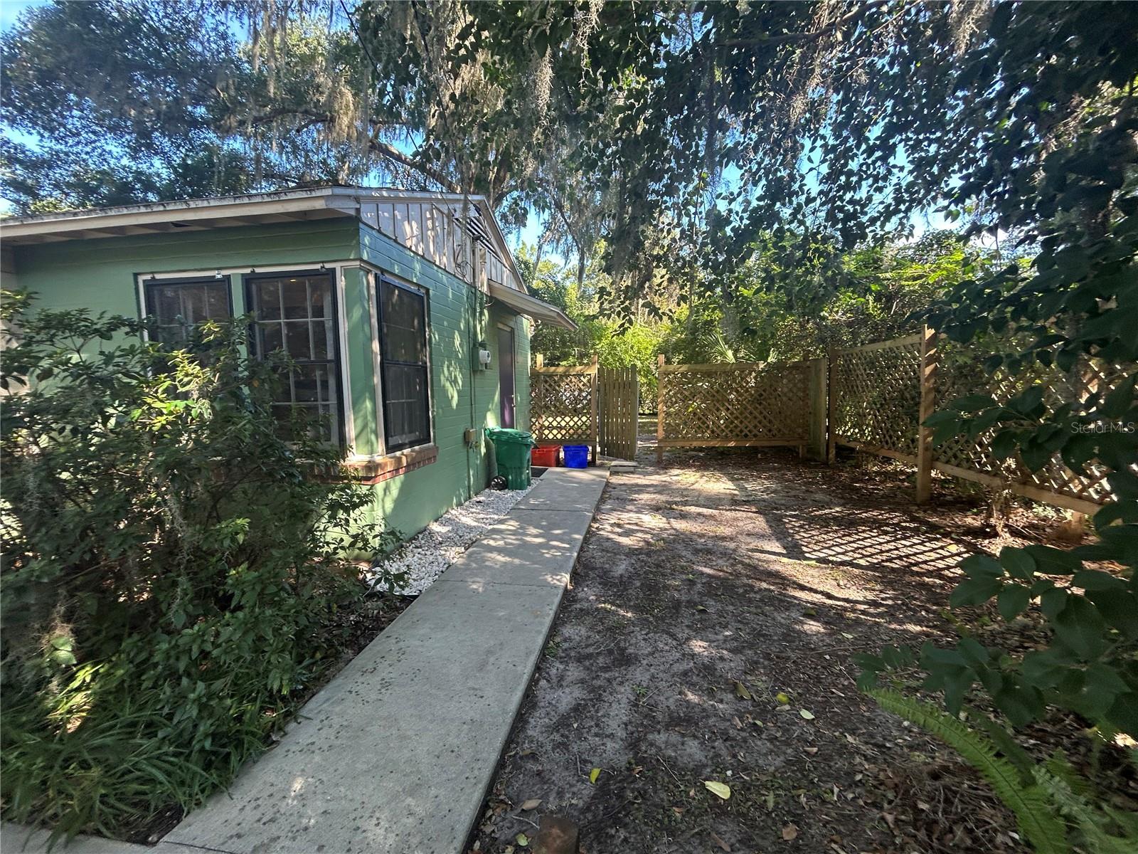 Image 22 of 24 For 902 24th Avenue