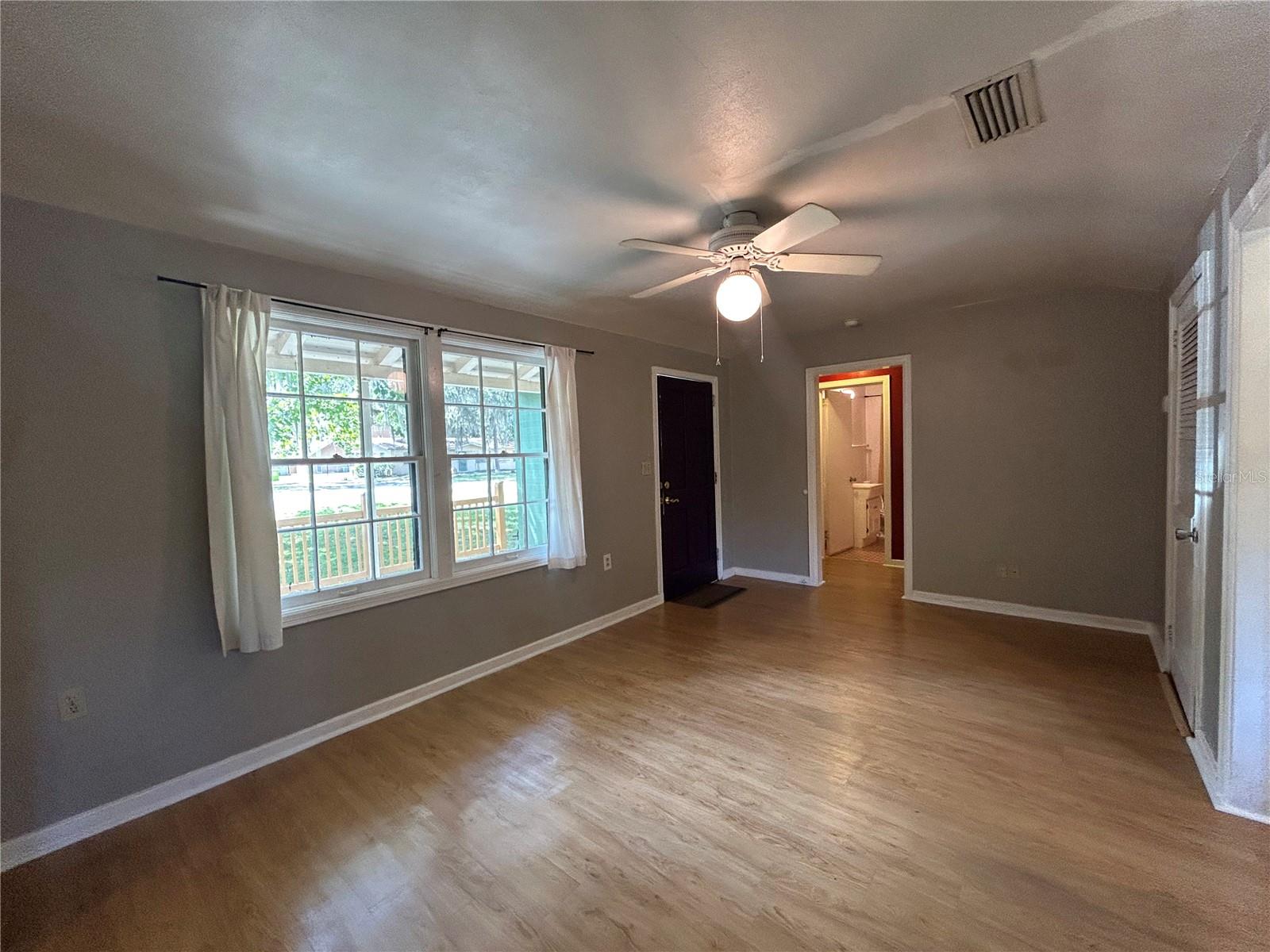 Image 4 of 24 For 902 24th Avenue