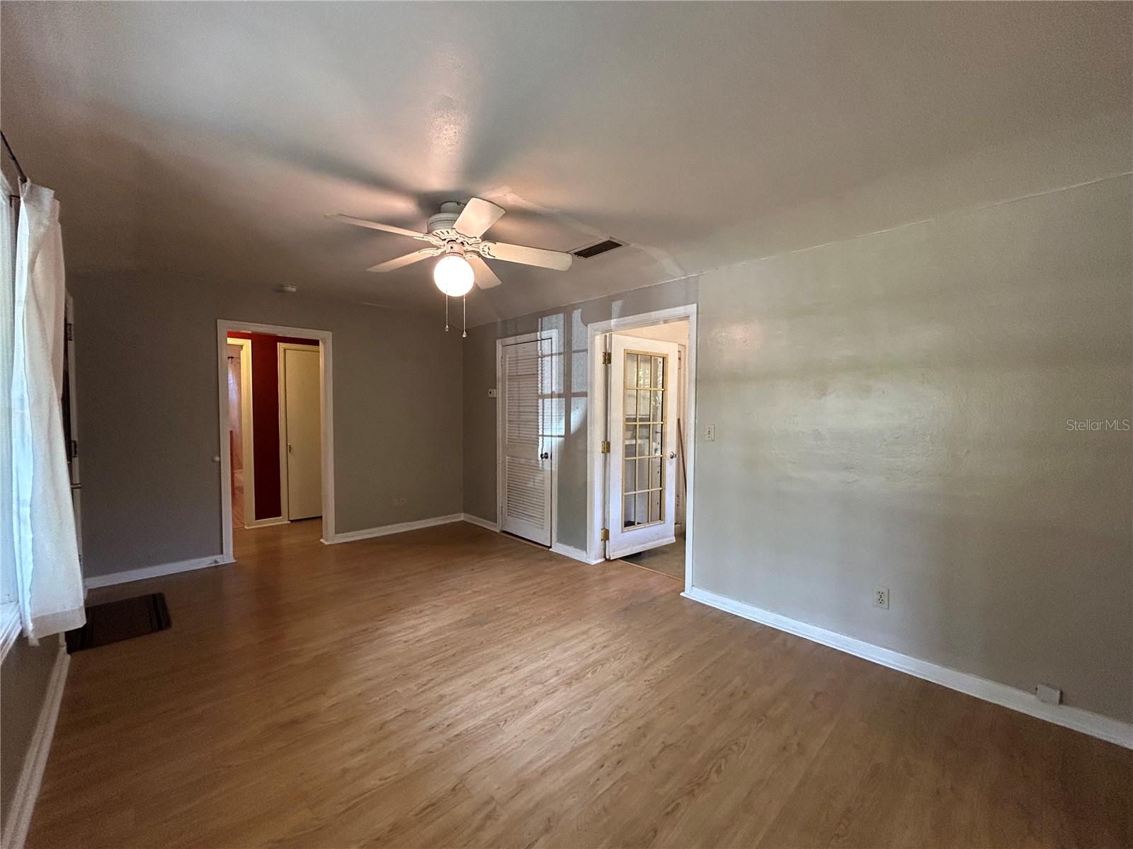 Image 5 of 24 For 902 24th Avenue