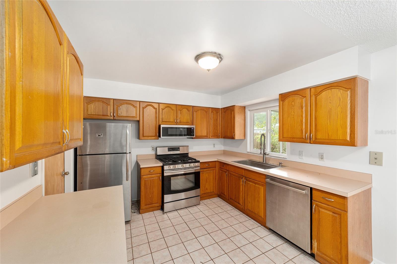 Image 4 of 22 For 4224 20th Drive