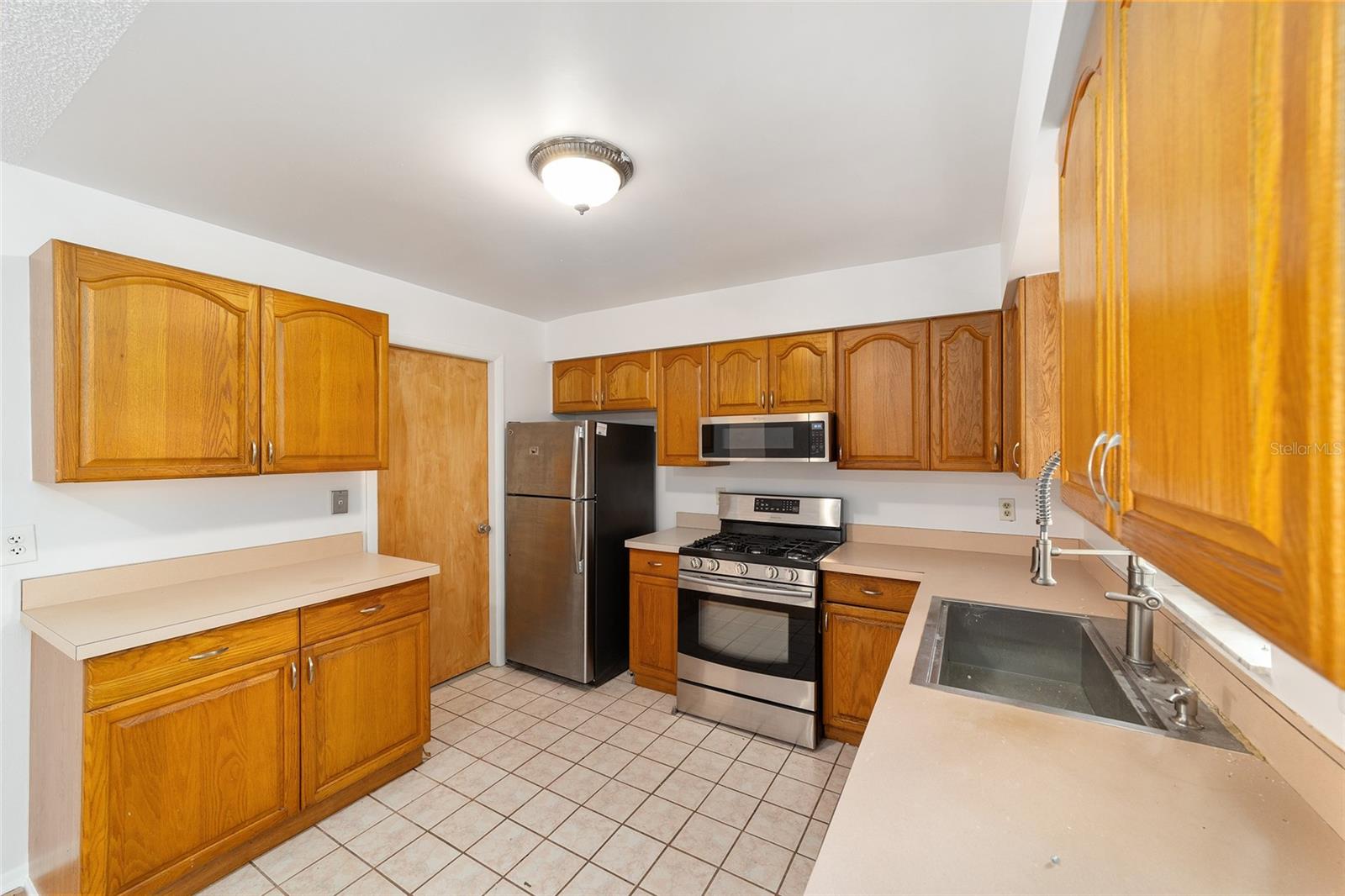 Image 5 of 22 For 4224 20th Drive