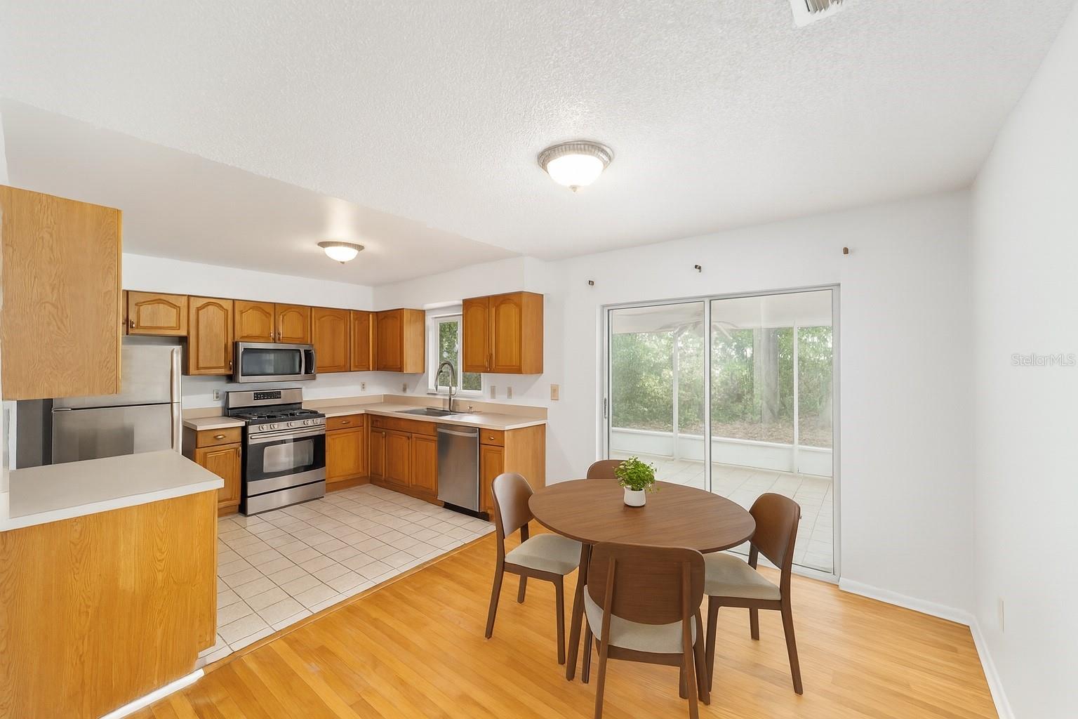 Image 6 of 22 For 4224 20th Drive