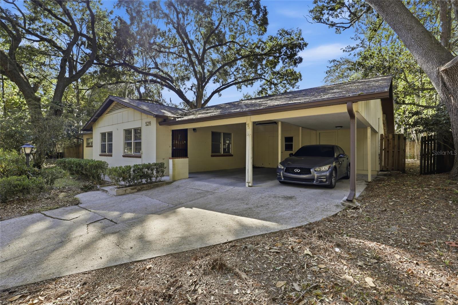 Image 32 of 35 For 528 36th Street