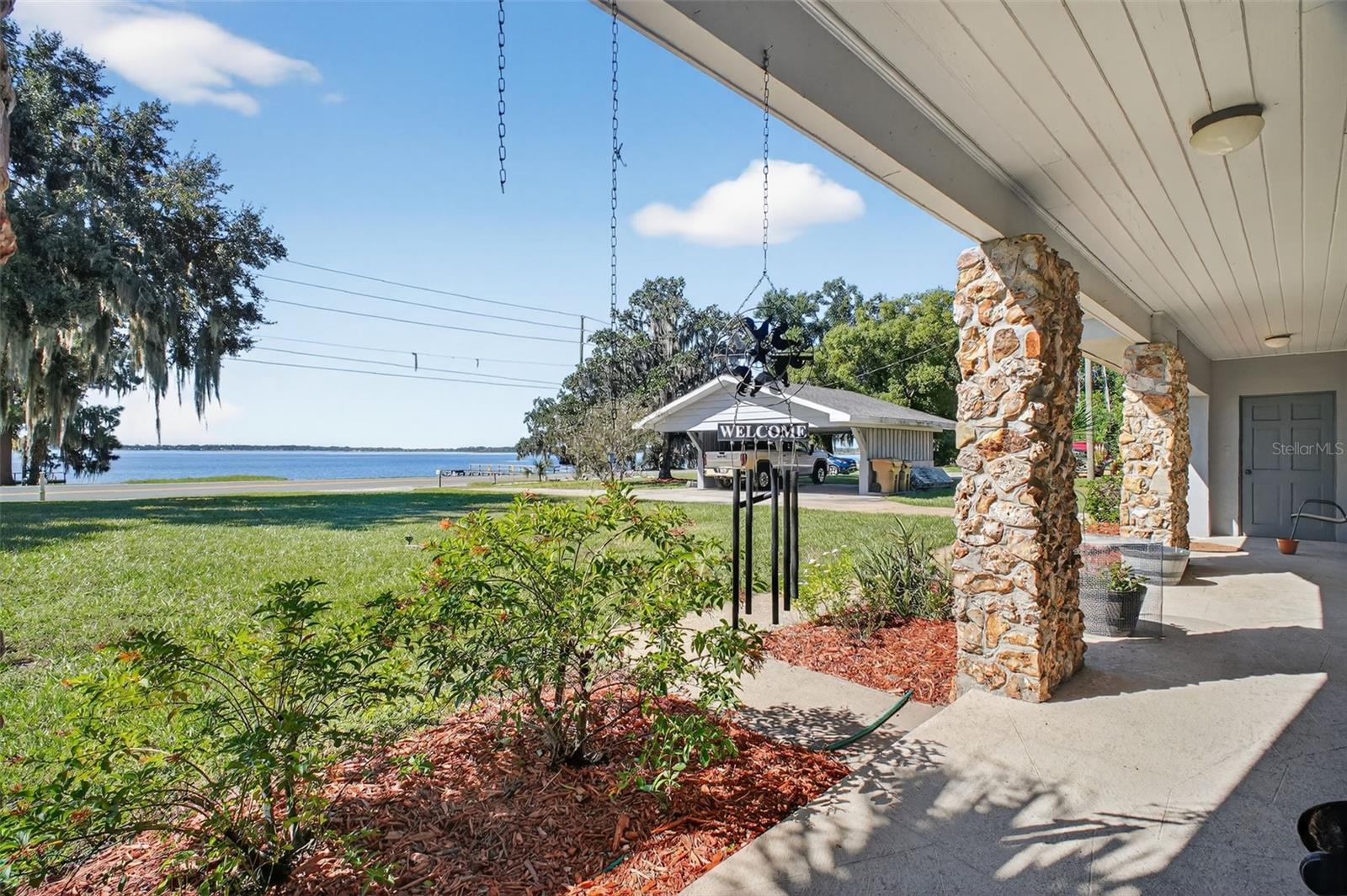 Listing photo id 2 for 11417 Lake Minneola Shores