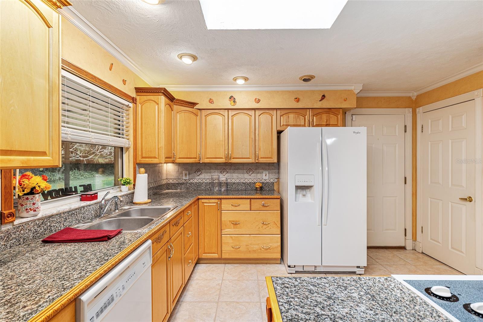 Image 21 of 83 For 7515 36th Avenue