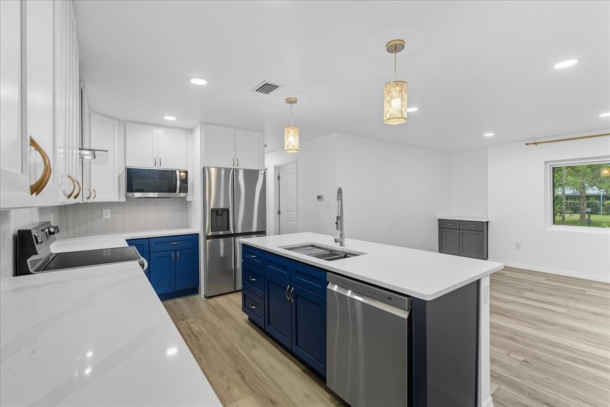 Image 10 of 53 For 4302 21st Drive