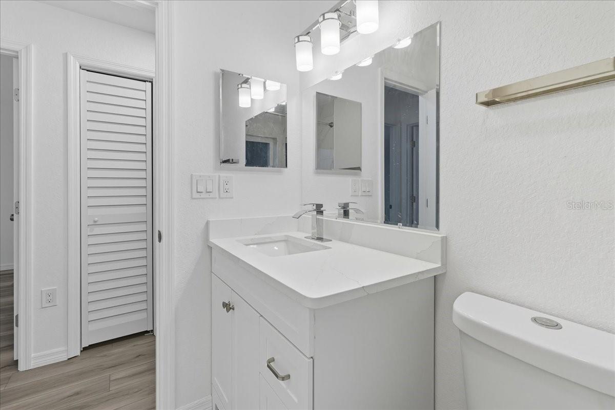 Image 20 of 53 For 4302 21st Drive