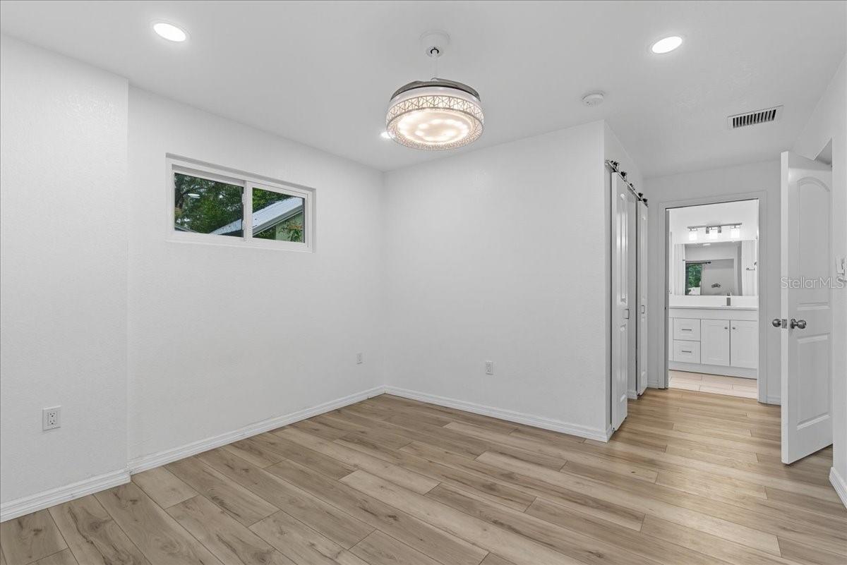 Image 22 of 53 For 4302 21st Drive