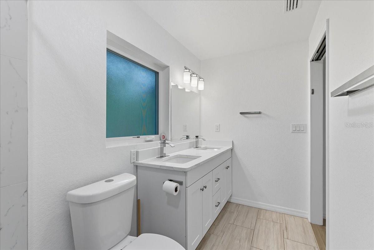 Image 27 of 53 For 4302 21st Drive