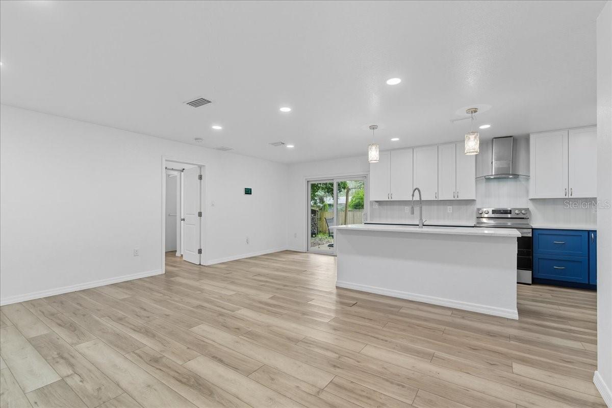 Image 5 of 53 For 4302 21st Drive