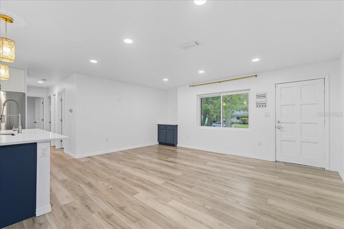Image 7 of 53 For 4302 21st Drive
