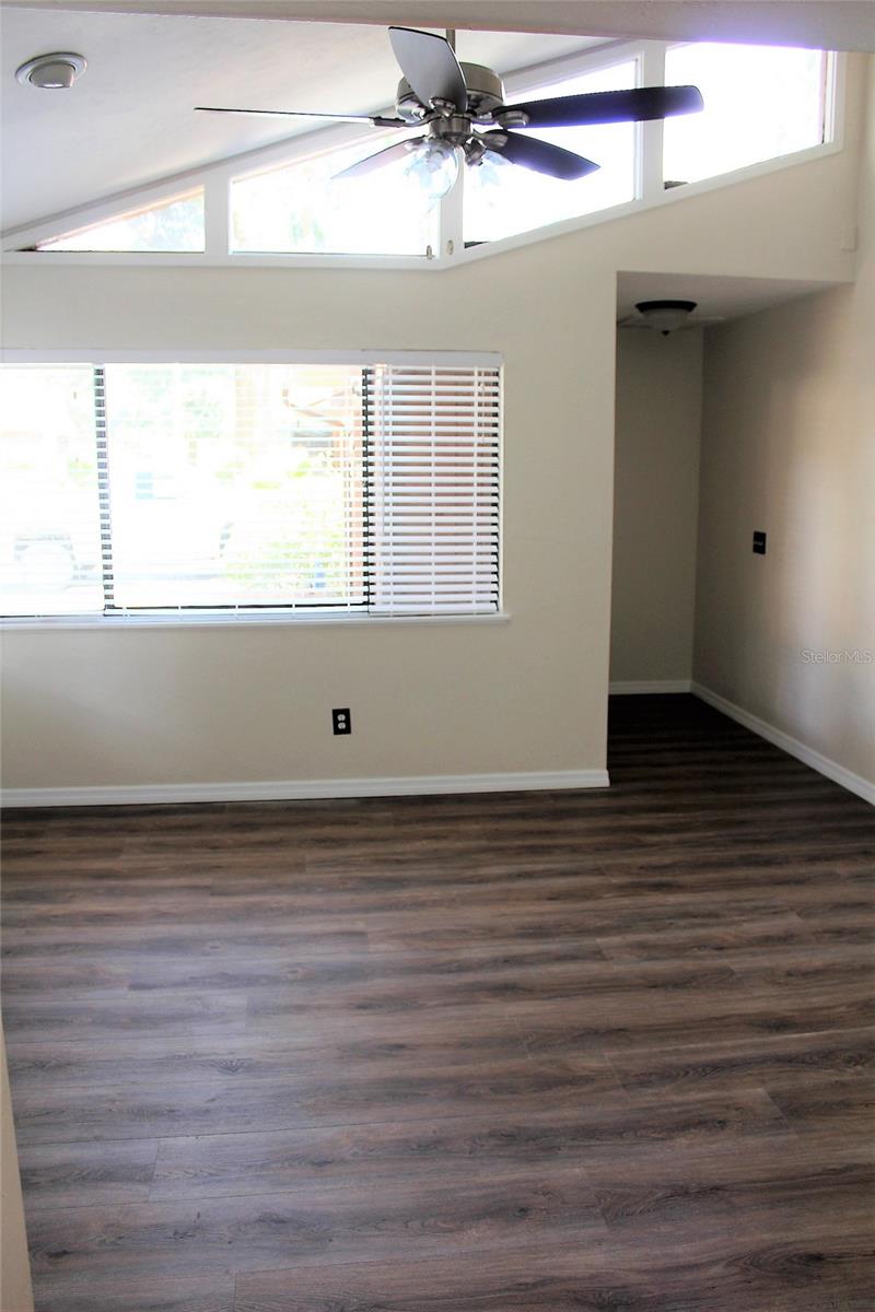 Image 5 of 28 For 4020 17th Terrace