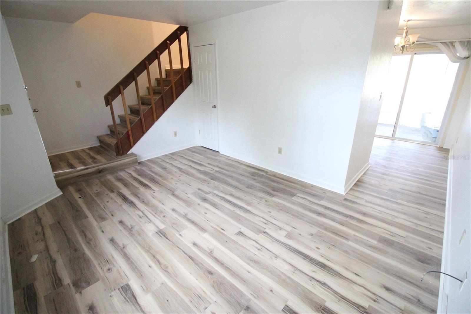 Image 4 of 11 For 3933 26th Drive D
