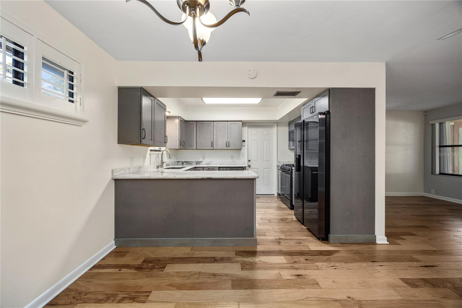 Image 12 of 44 For 8481 39th Circle