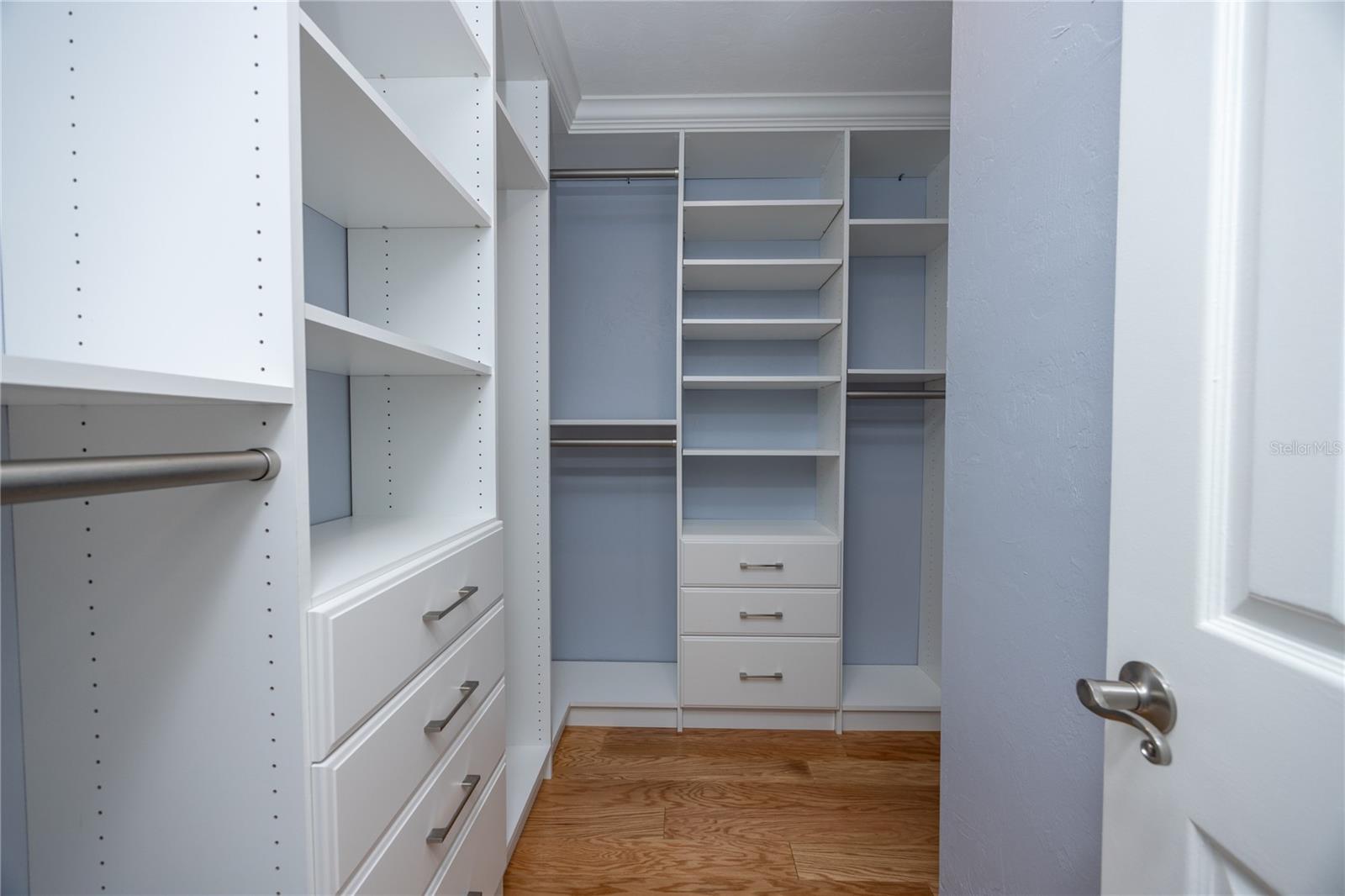 Image 20 of 44 For 8481 39th Circle