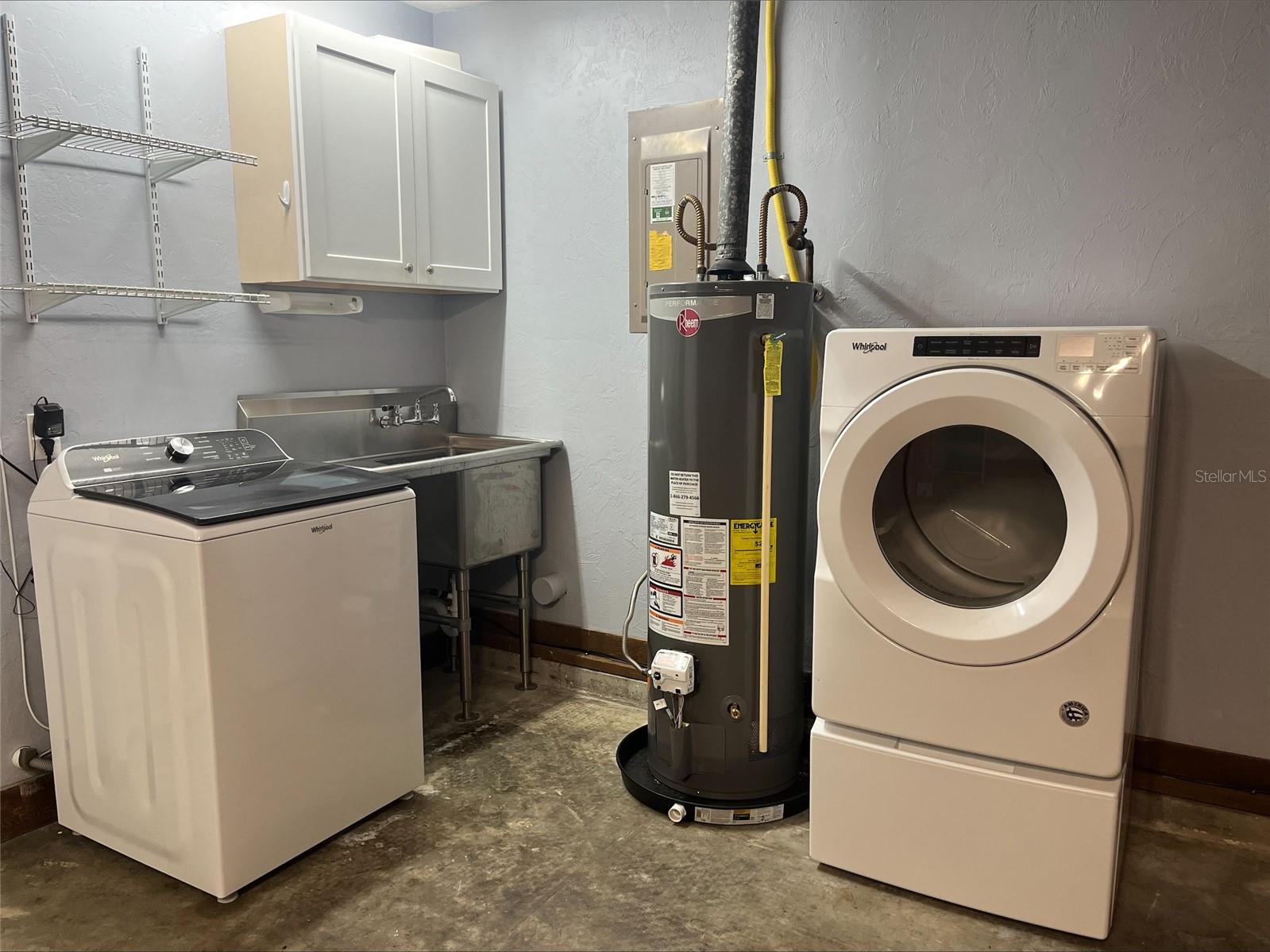 Image 30 of 44 For 8481 39th Circle